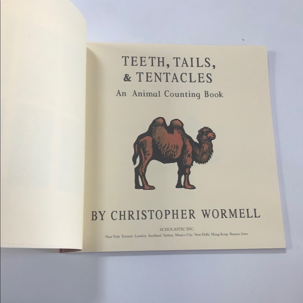 📚5 for $25📚- Teeth, Tails & Tentacles - Picture 5 of 13